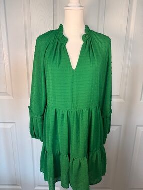 CeCe Vibrant Green Midi  Dress v-neck ruffled clip dot Long Sleeve✨